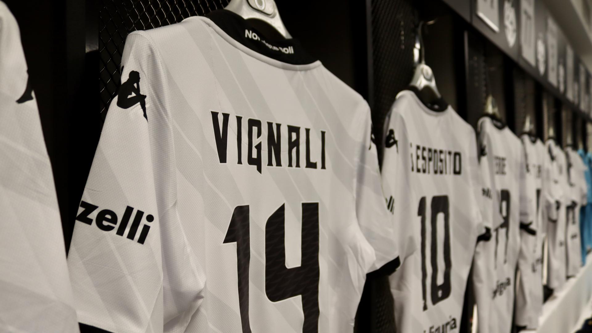 Spezia-Ascoli: 150 attendance in white shirt for Luca Vignali