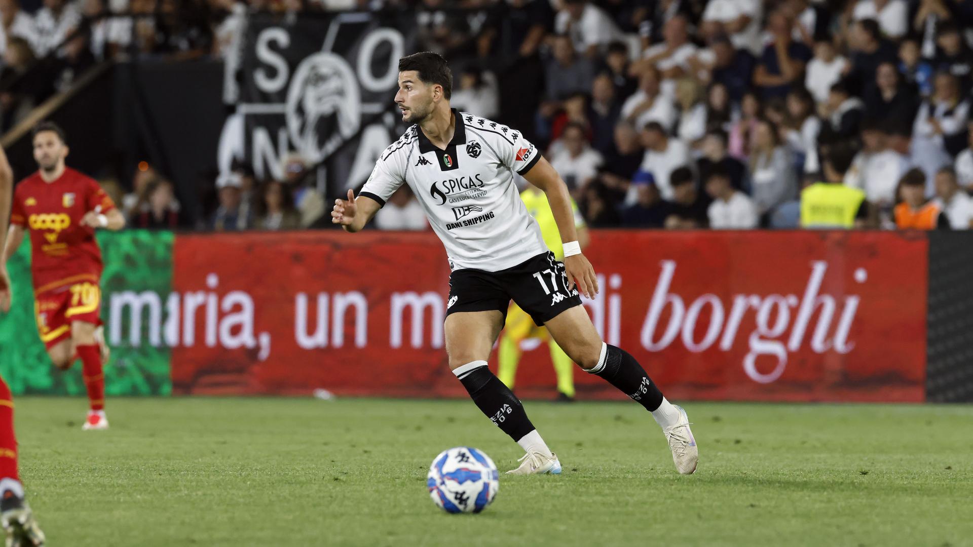 Risoluzione contrattuale per Antonio Čolak e Christian Cugnata