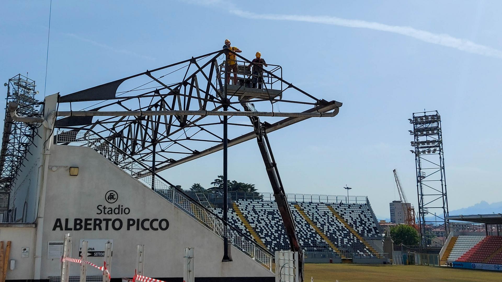"Alberto Picco" stadium: modernization and renovation work has begun