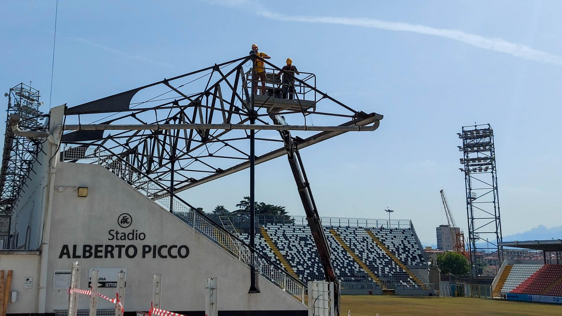 Stadio "Alberto Picco": iniziati i lavori di ammodernamento e ristrutturazione