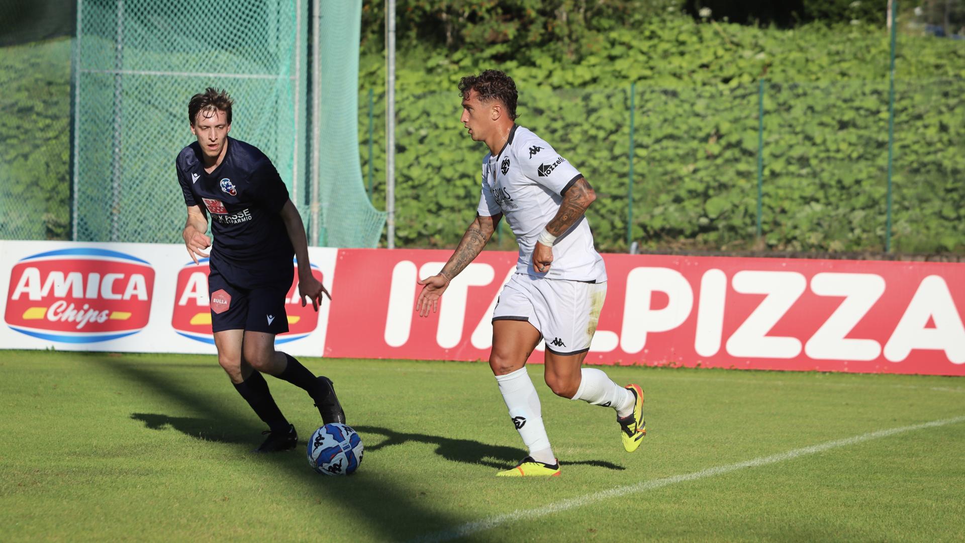Sette reti nell'amichevole contro l'FC Gherdëina