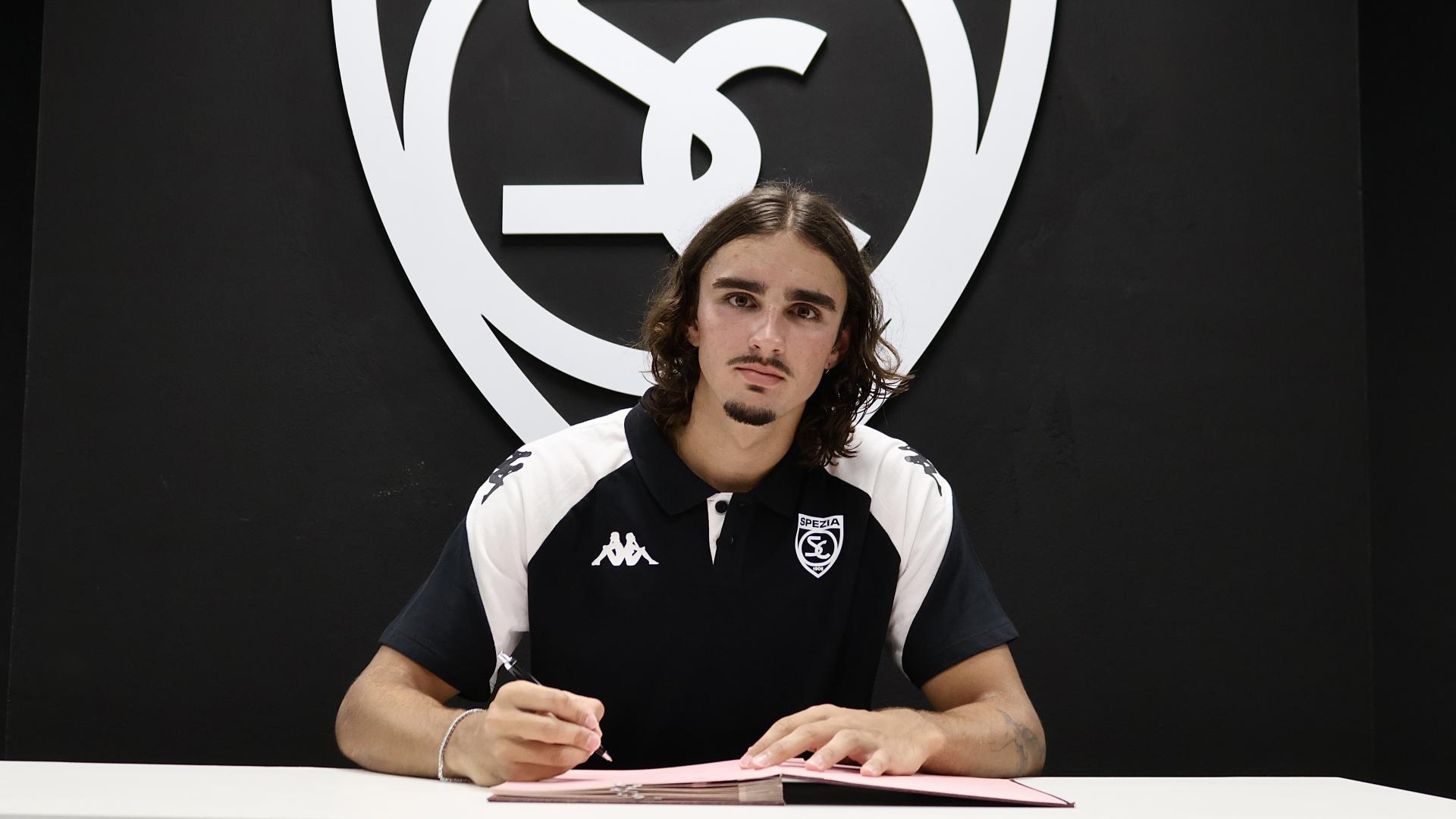 Official | Motiejus Šapola is the Eagles' newest player