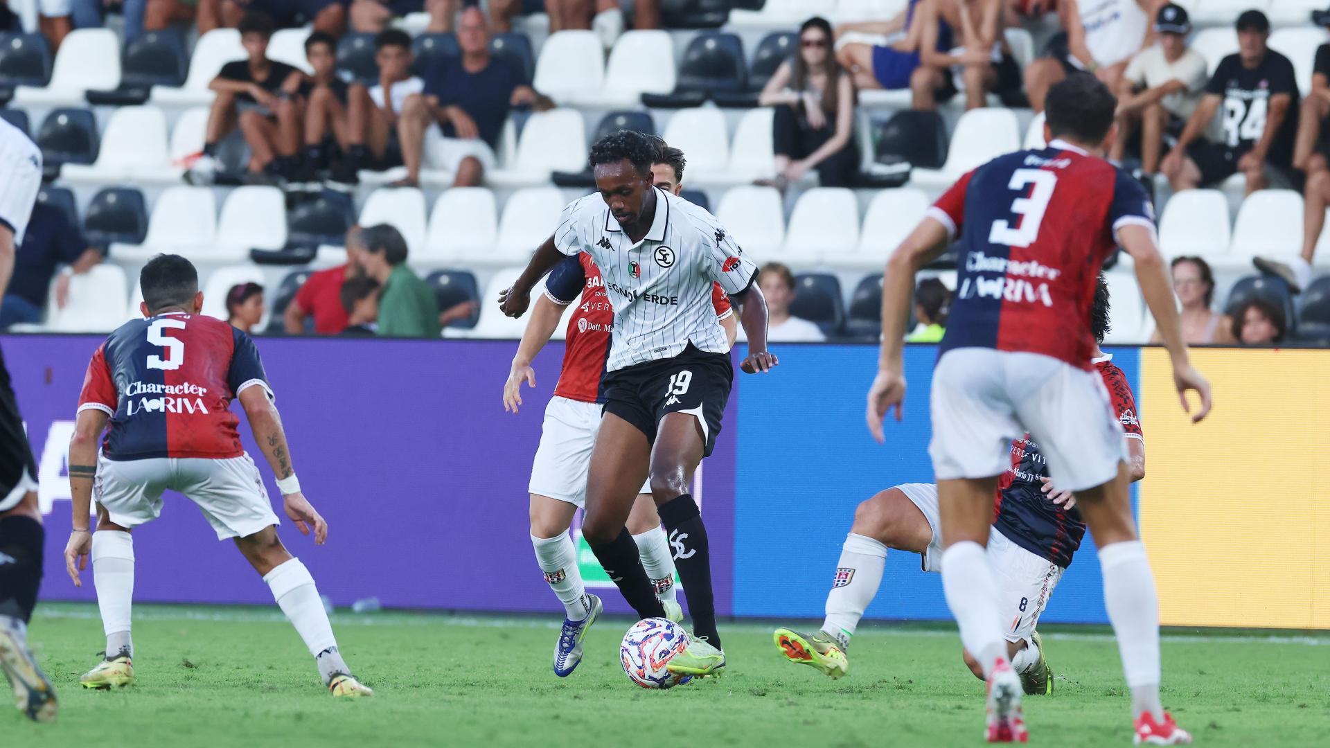 Risoluzione contrattuale per Hamse Shagaxle