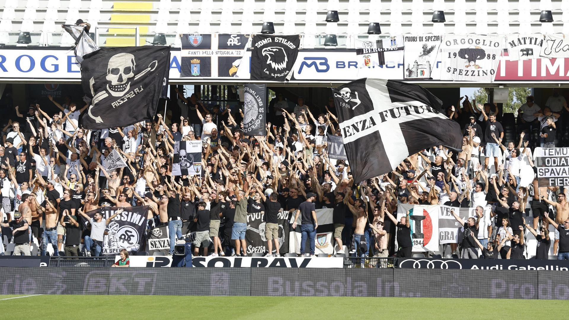 Spezia-Pisa: servizio trasporto gratuito agli abbonati 2023/2024