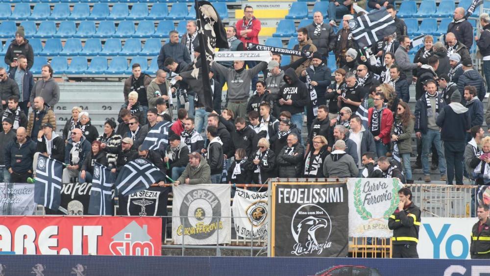 [+] I tifosi spezzini giunti al Piola