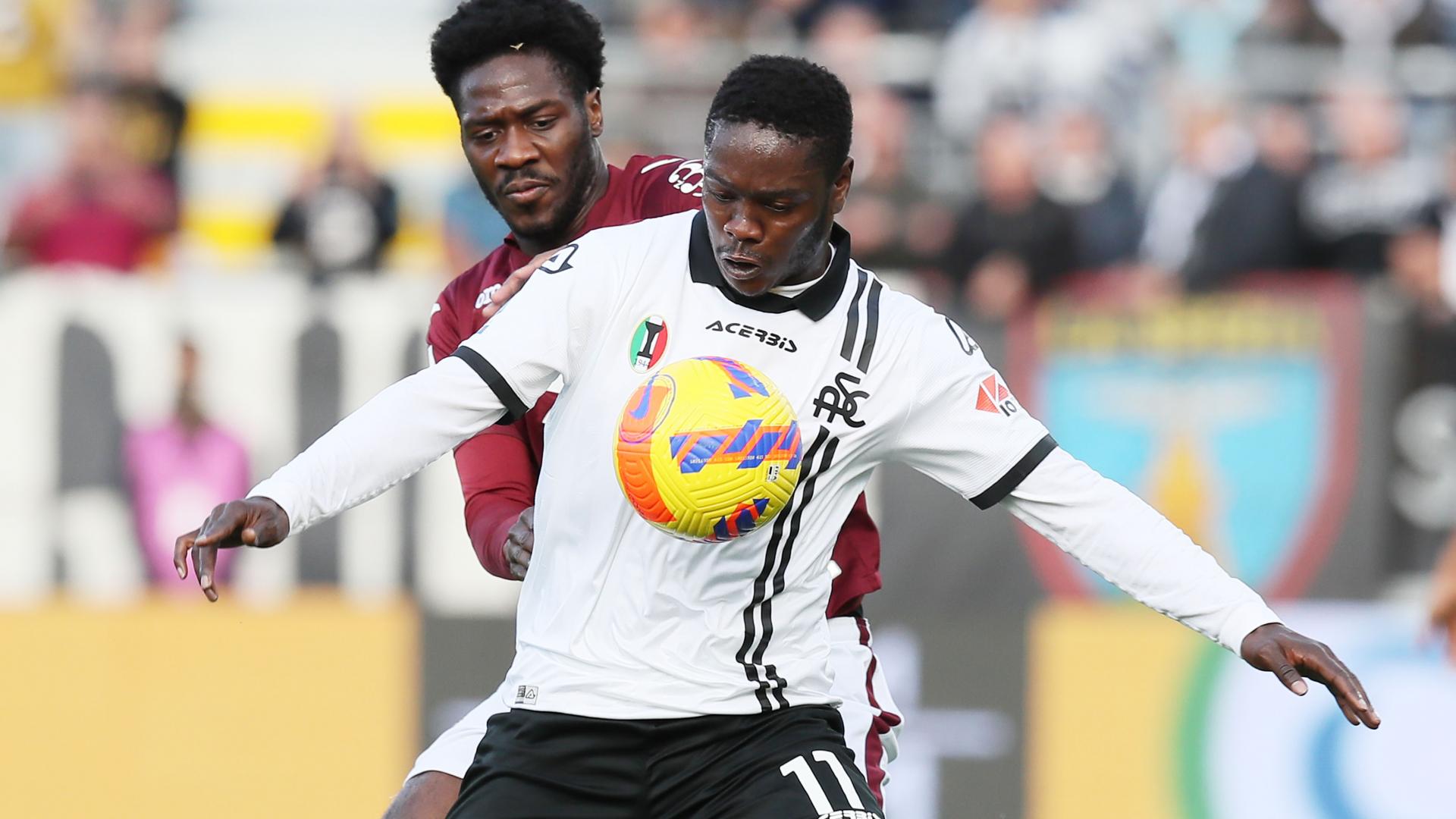 [+] Gyasi